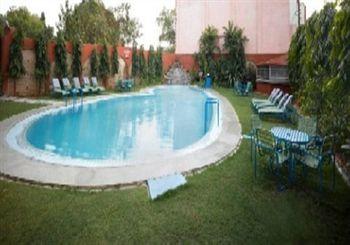 Hotel Hindusthan International, 4*